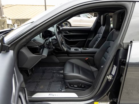 Certified 2025 Porsche Taycan RWD image 24
