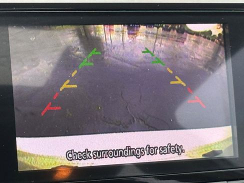 Used 2013 Nissan Altima 2.5 SL FWD image 16