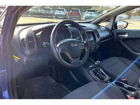 Used 2018 Kia Forte LX w/ LX Popular Package image 15