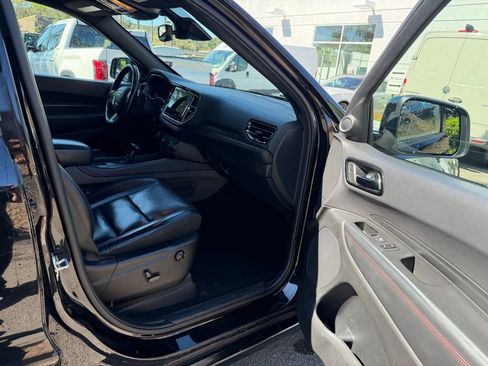 Used 2024 Dodge Durango GT image 25