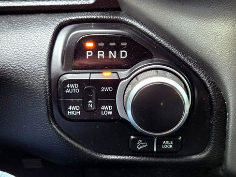 Used 2019 RAM 1500 Big Horn image 14