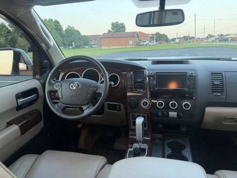 Used 2011 Toyota Sequoia Limited RWD image 29