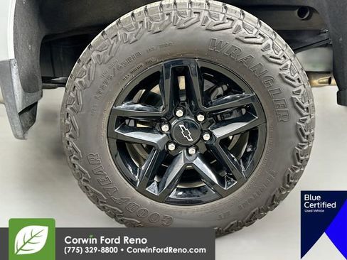 Used 2025 Chevrolet Silverado 1500 Custom Trail Boss image 32