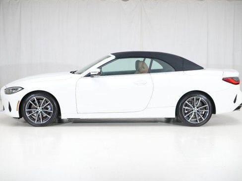 Used 2024 BMW 430i Convertible image 3