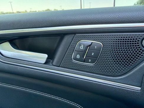 Used 2022 Ford Edge Titanium w/ Equipment Group 301A AWD/4WD image 16