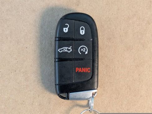 Used 2015 Dodge Charger R/T image 37