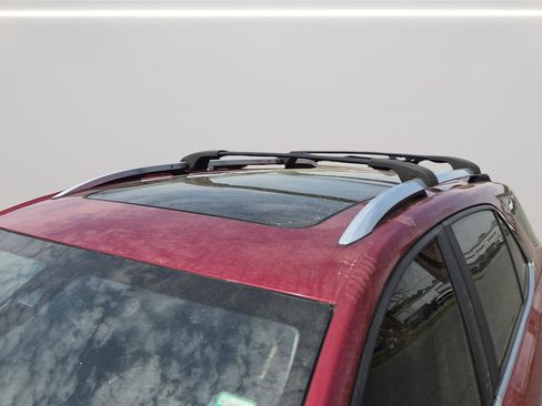 Used 2021 Chevrolet Equinox LT image 22