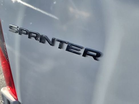 Used 2023 Mercedes-Benz Sprinter 2500 image 6
