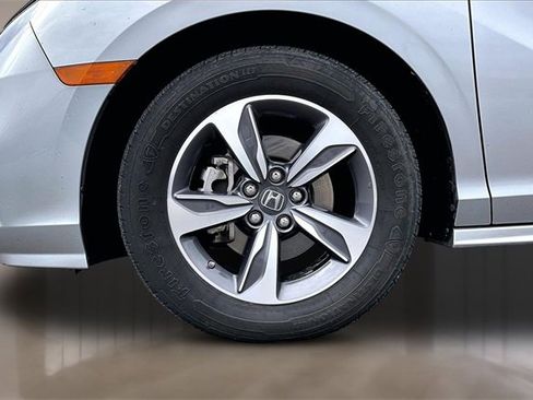 Used 2018 Honda Odyssey Touring image 29