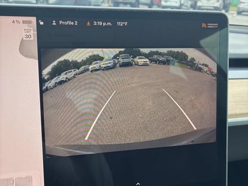 Used 2023 Tesla Model 3 Standard Range RWD image 2