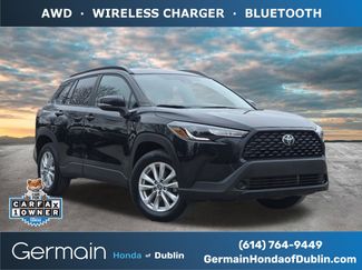 Used 2022 Toyota Corolla Cross LE video 1