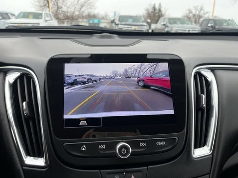 Used 2024 Chevrolet Malibu LT image 15