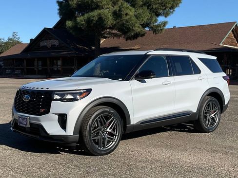 New 2026 Ford Explorer ST w/ Sun And Sound Package image 2