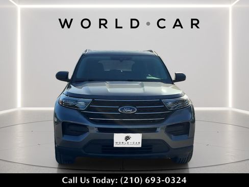 Used 2021 Ford Explorer XLT RWD image 8