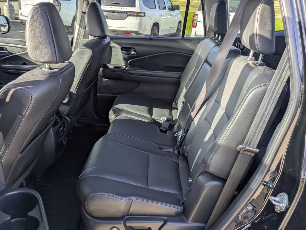Used 2022 Honda Pilot Special Edition image 11