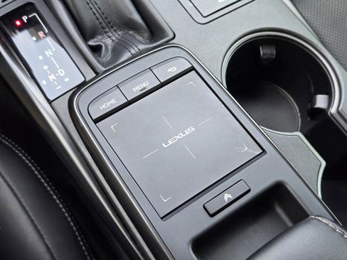 Used 2022 Lexus IS 300 w/ Premium Package RWD image 19