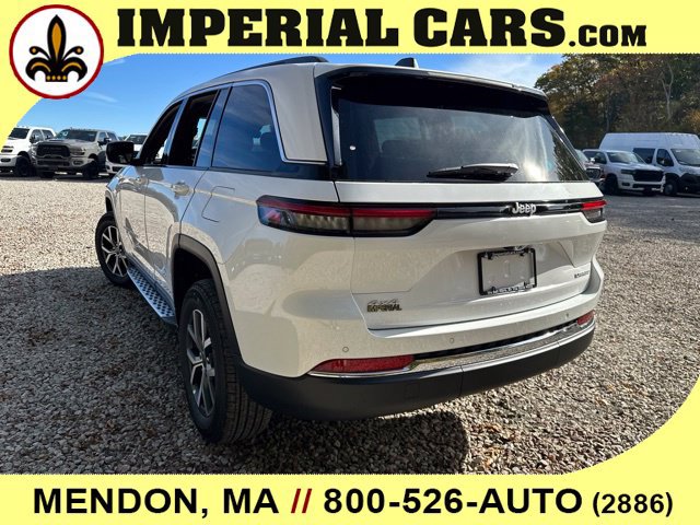 New 2027 Jeep Grand Cherokee Laredo X AWD/4WD image 9