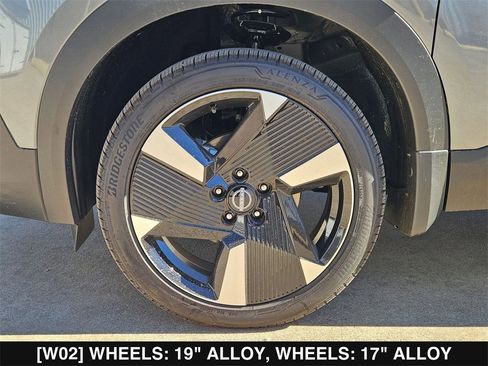 New 2026 Nissan Kicks SR image 29