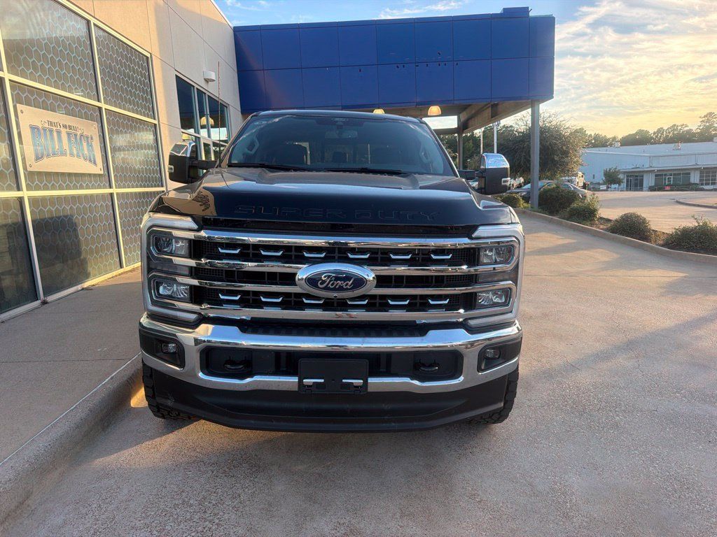 Used 2026 Ford F250 Lariat w/ Chrome Package AWD/4WD image 3
