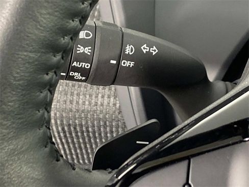 Used 2024 Subaru Solterra Limited image 16