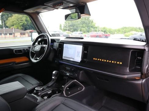 Used 2021 Ford Bronco First Edition AWD/4WD image 15