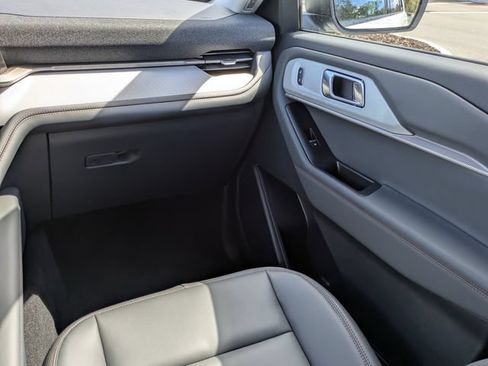 Certified 2026 Ford Explorer Active w/ Active Comfort Package RWD image 17
