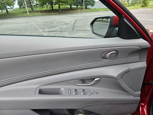 Used 2025 Hyundai Elantra SEL FWD image 20