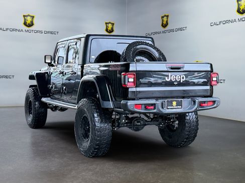 Used 2020 Jeep Gladiator Rubicon image 2