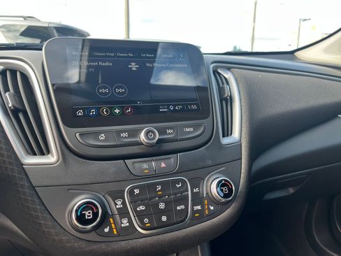 Used 2024 Chevrolet Malibu LT image 20