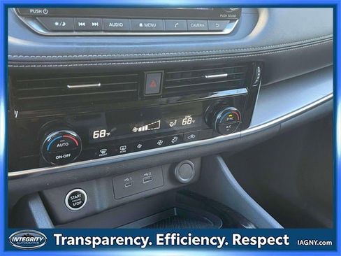 Certified 2021 Nissan Rogue SV image 29