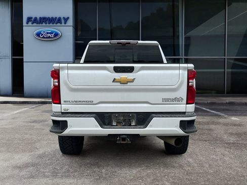 Used 2023 Chevrolet Silverado 2500 High Country AWD/4WD image 5