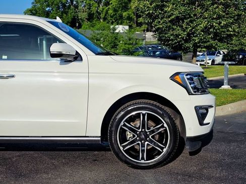 Used 2021 Ford Expedition Limited AWD/4WD image 5