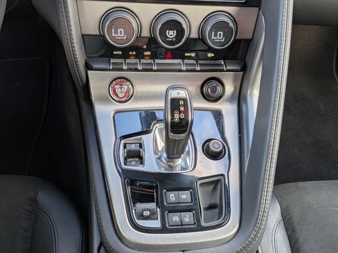 Used 2015 Jaguar F-TYPE Coupe RWD image 18