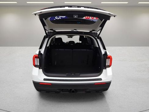 New 2026 Ford Explorer Active AWD/4WD image 11