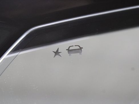 Used 2024 Chevrolet Tahoe Z71 image 74