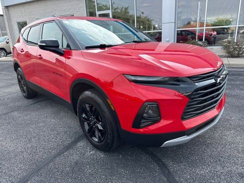 Used 2021 Chevrolet Blazer LT FWD image 1
