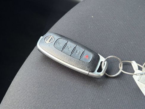 Used 2025 Nissan Sentra S FWD image 22