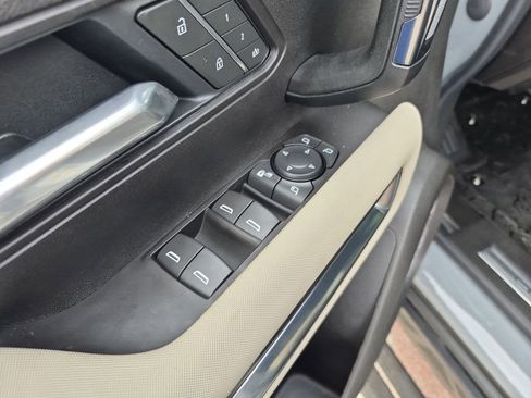New 2026 GMC Hummer EV SUV AWD/4WD image 16