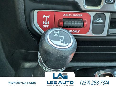 Used 2022 Jeep Gladiator Mojave w/ LED Lighting Group AWD/4WD image 24