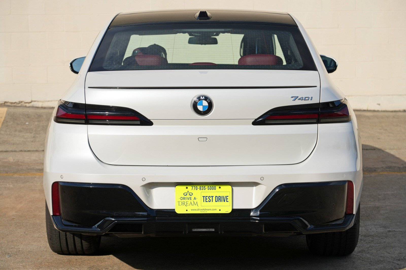 Used 2023 BMW 740i w/ Parking Assistance Package RWD image 62