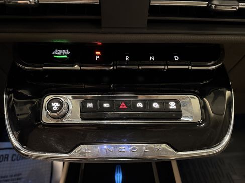 Used 2023 Lincoln Corsair Reserve w/ Equipment Group 201A image 12