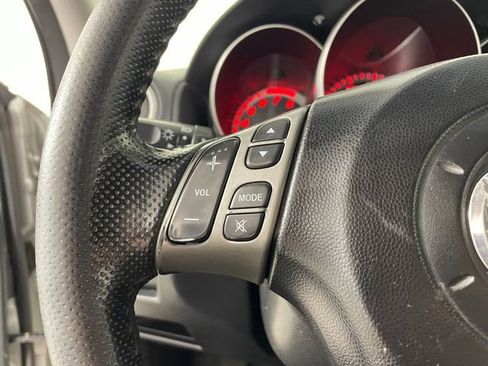 Used 2007 MAZDA MAZDA3 s Touring FWD image 9