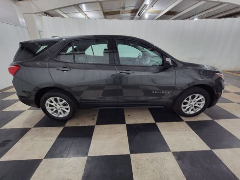 Used 2018 Chevrolet Equinox LS image 5