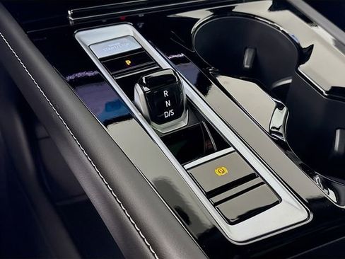 New 2026 Volkswagen Atlas Cross Sport SEL R-Line image 17