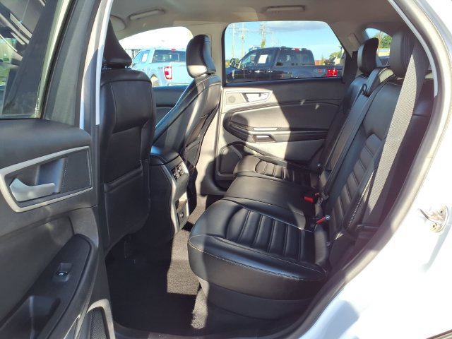 Used 2024 Ford Edge SEL AWD/4WD image 19