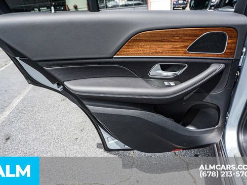 Used 2025 Mercedes-Benz GLE 450e 4MATIC image 56