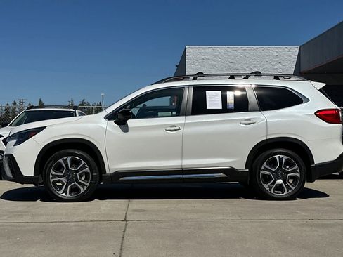 Used 2025 Subaru Ascent Limited w/ Popular Package #1 AWD/4WD image 6