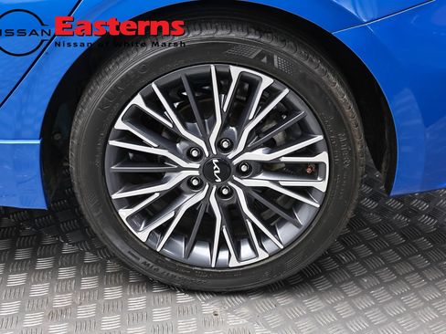 Used 2023 Kia Forte GT-Line FWD image 8