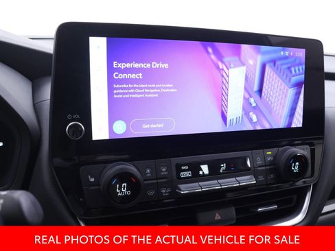 Used 2025 Toyota Grand Highlander FWD image 8