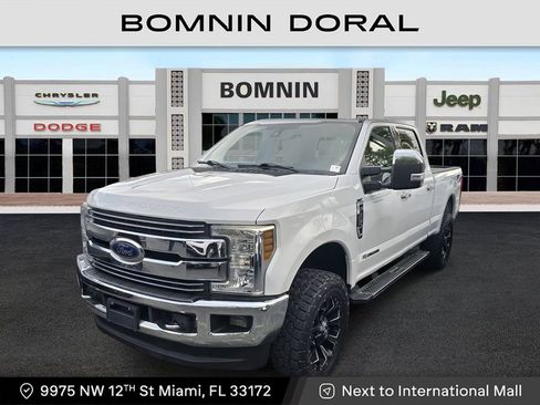 Used 2018 Ford F250 Lariat w/ Lariat Ultimate Package image 1